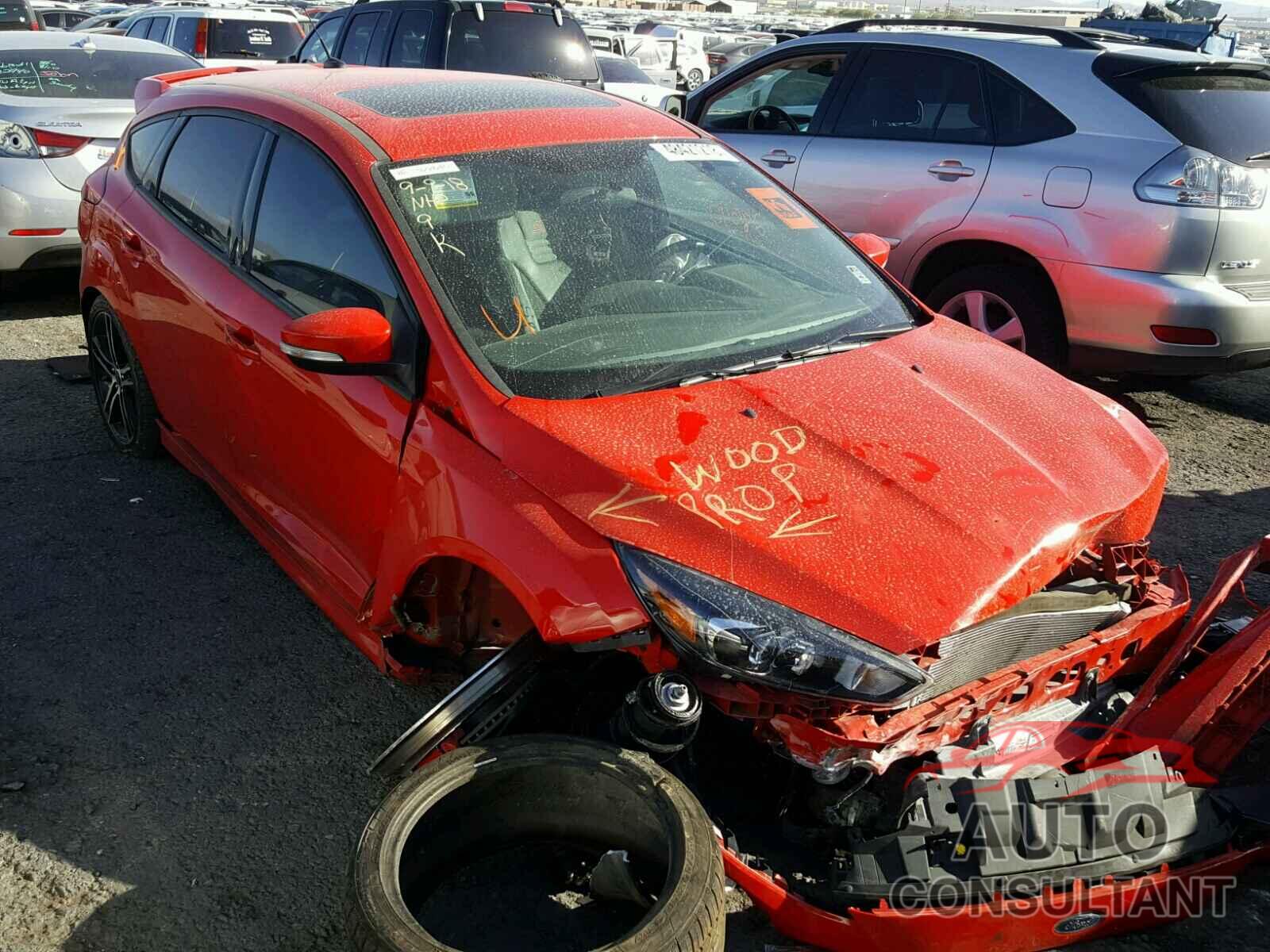 FORD FOCUS 2016 - 1FADP3L90GL282454