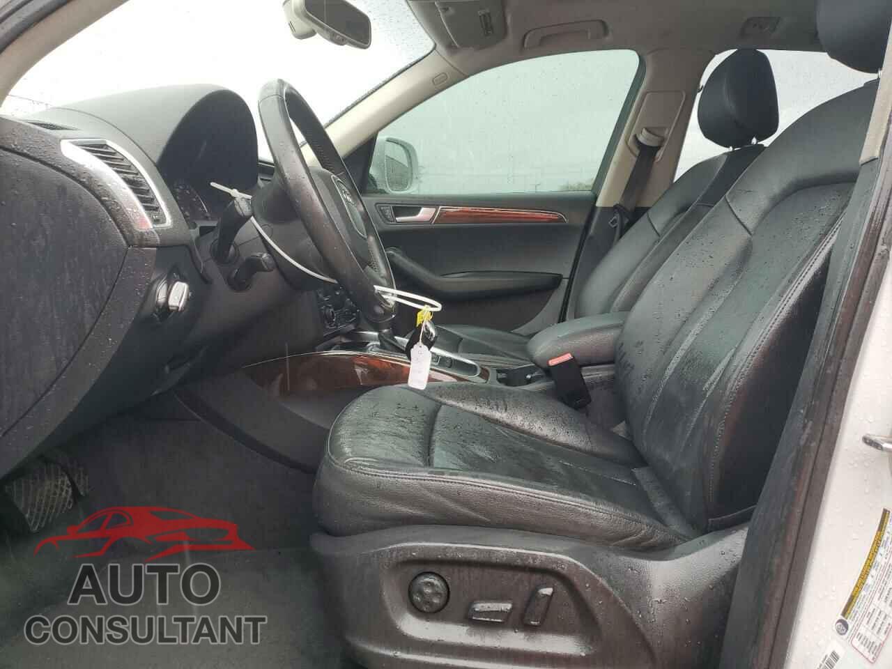 AUDI Q5 2012 - WA1LFAFP2CA077399