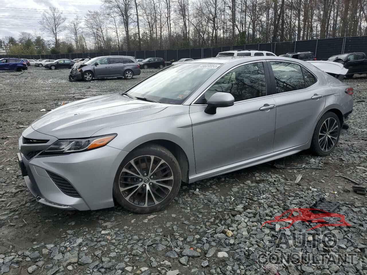 TOYOTA CAMRY 2018 - JTNB11HKXJ3011648