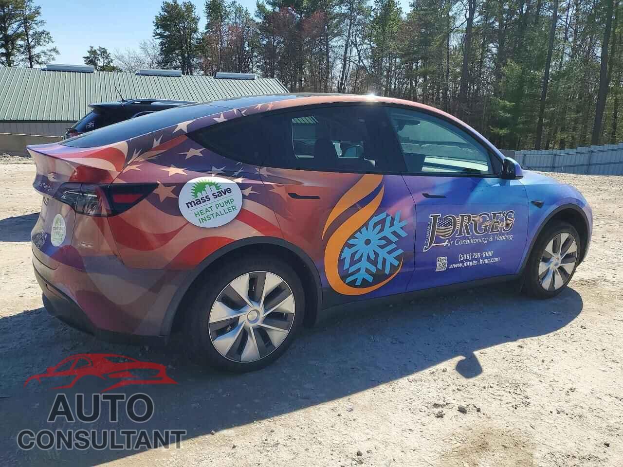 TESLA MODEL Y 2024 - 7SAYGDED3RF087153