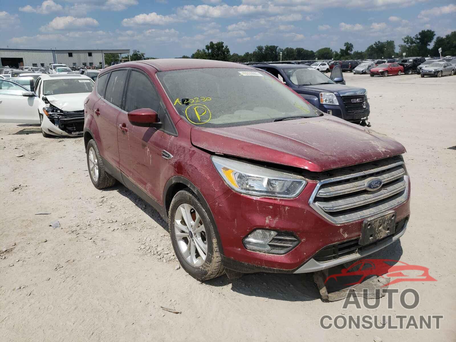 FORD ESCAPE 2017 - 1FMCU0GD2HUA20230