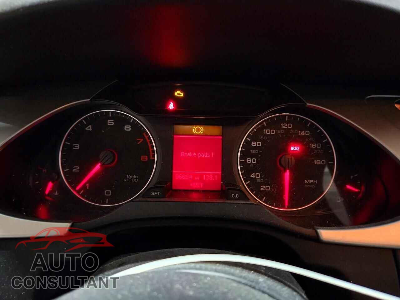 AUDI A4 2010 - WAUDFAFL7AN064478