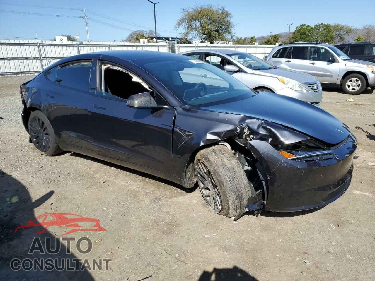 TESLA MODEL 3 2024 - 5YJ3E1EB9RF812068