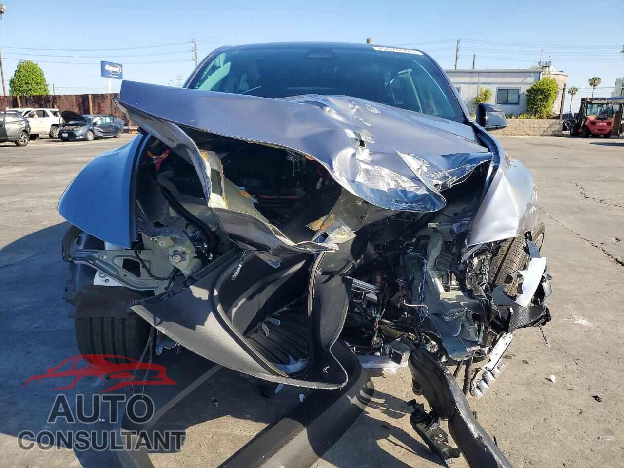 TESLA MODEL Y 2026 - 7SAYGDET5TA626772