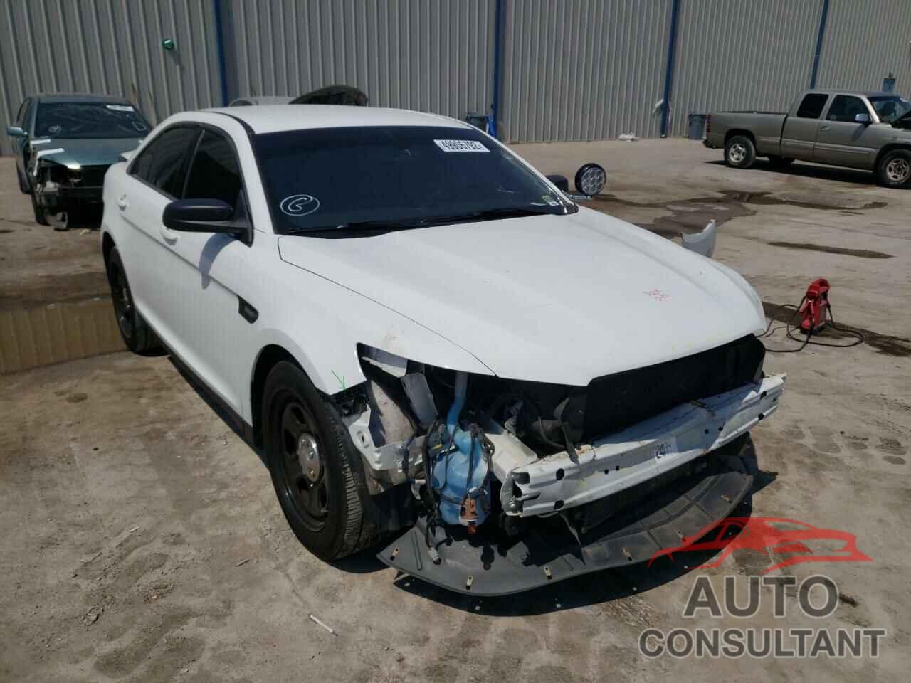 FORD TAURUS 2018 - 1FAHP2L80JG100092