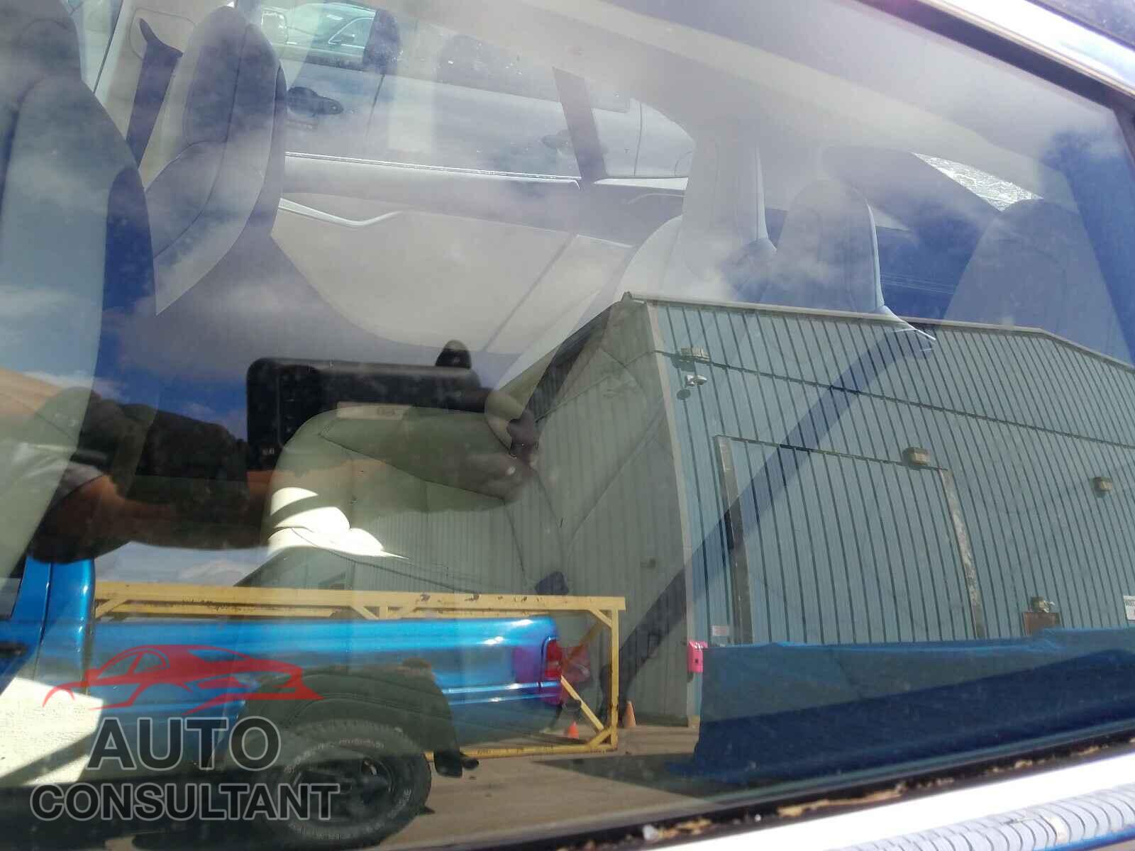 TESLA MODEL S 2018 - 5YJSA1E25JF239858