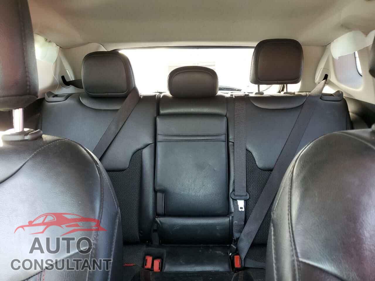 JEEP COMPASS 2019 - 3C4NJDDB9KT739587