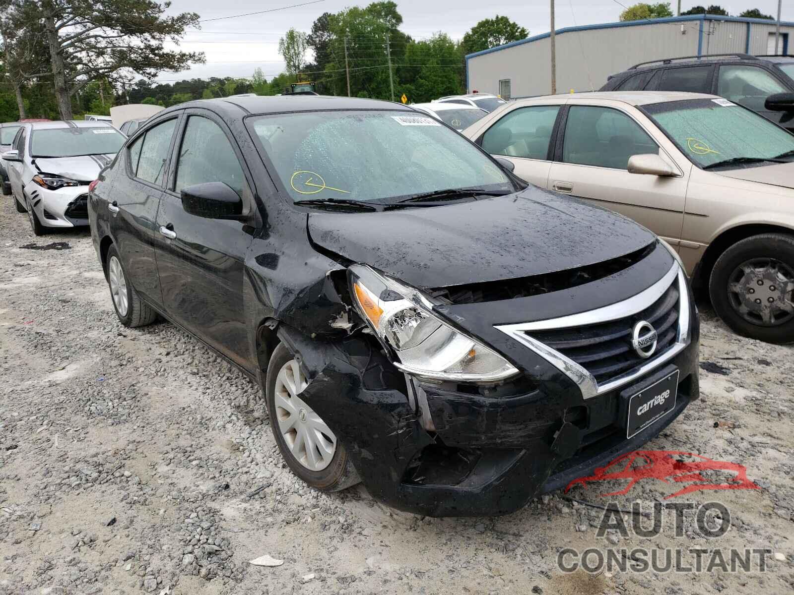 NISSAN VERSA 2017 - 3N1CN7APXHL856569