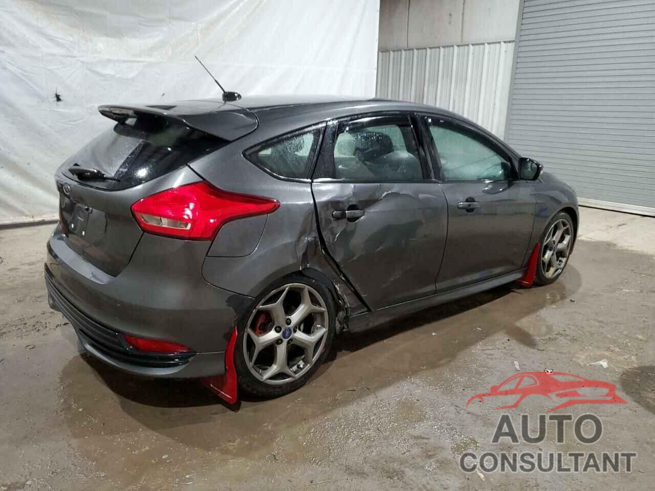 FORD FOCUS 2018 - 1FADP3L99JL247211