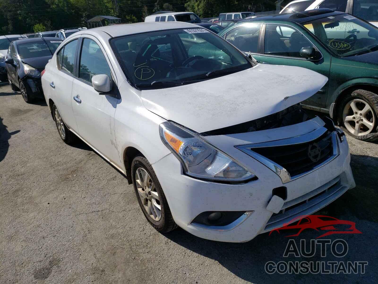 NISSAN VERSA 2018 - 3N1CN7APXJL804025