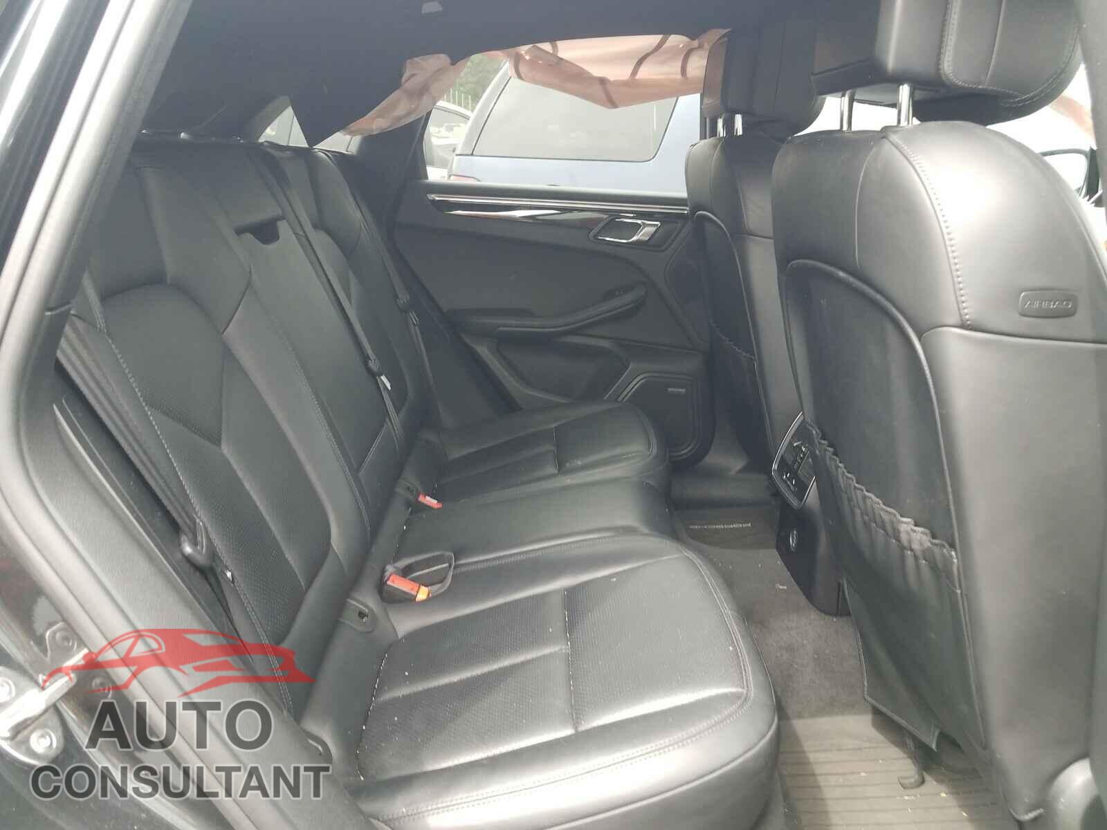 PORSCHE MACAN 2017 - WP1AA2A5XHLB00283