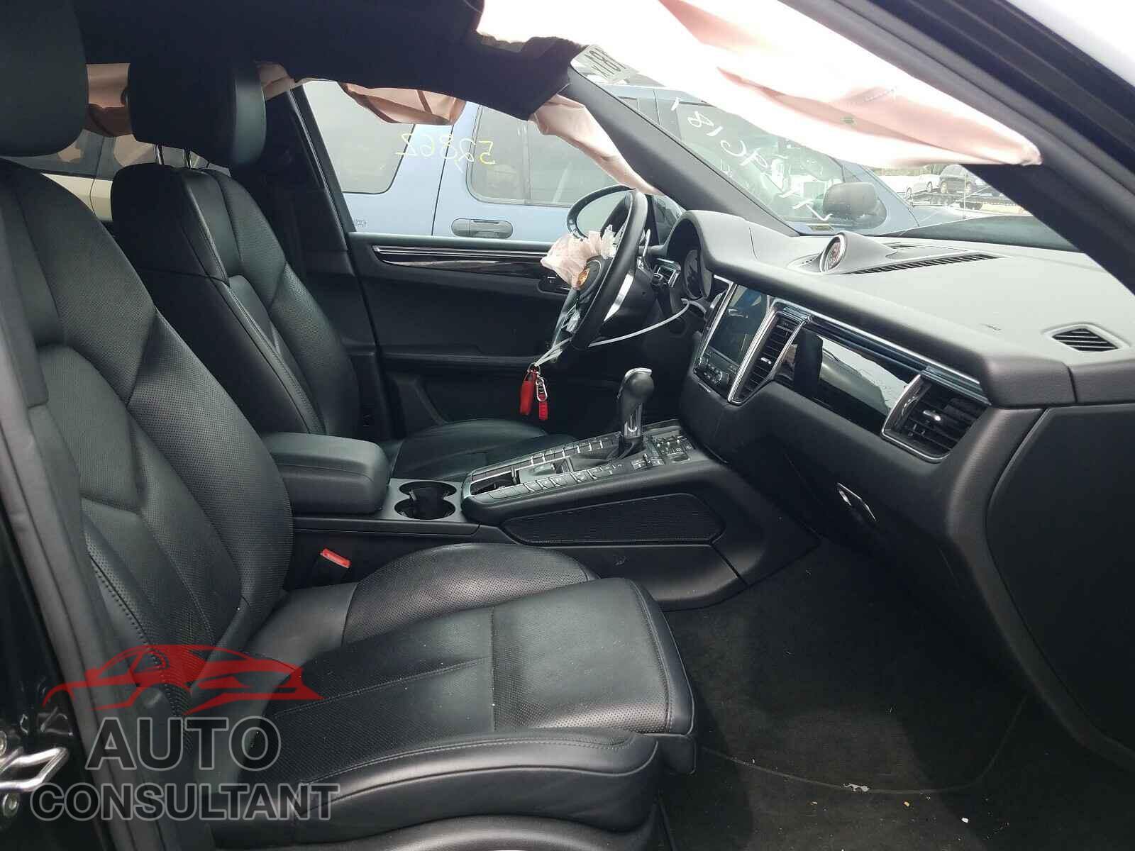 PORSCHE MACAN 2017 - WP1AA2A5XHLB00283