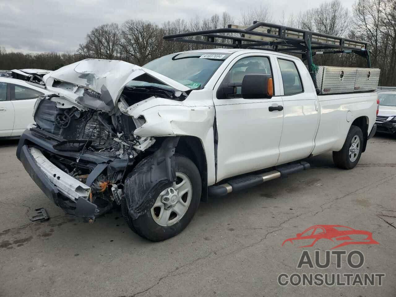 TOYOTA TUNDRA 2018 - 5TFCY5F1XJX023684