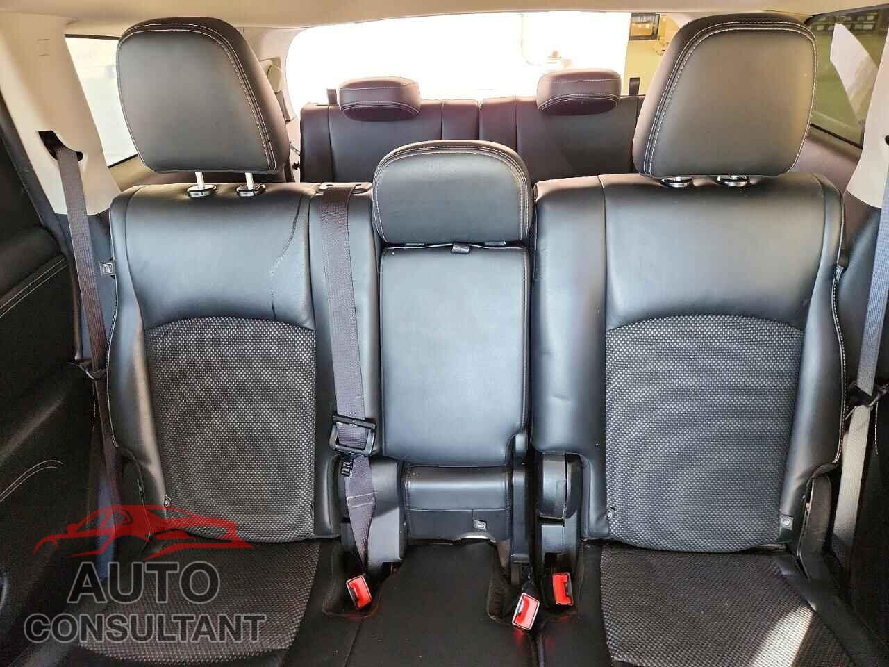 DODGE JOURNEY 2016 - 3C4PDCGG8GT157568
