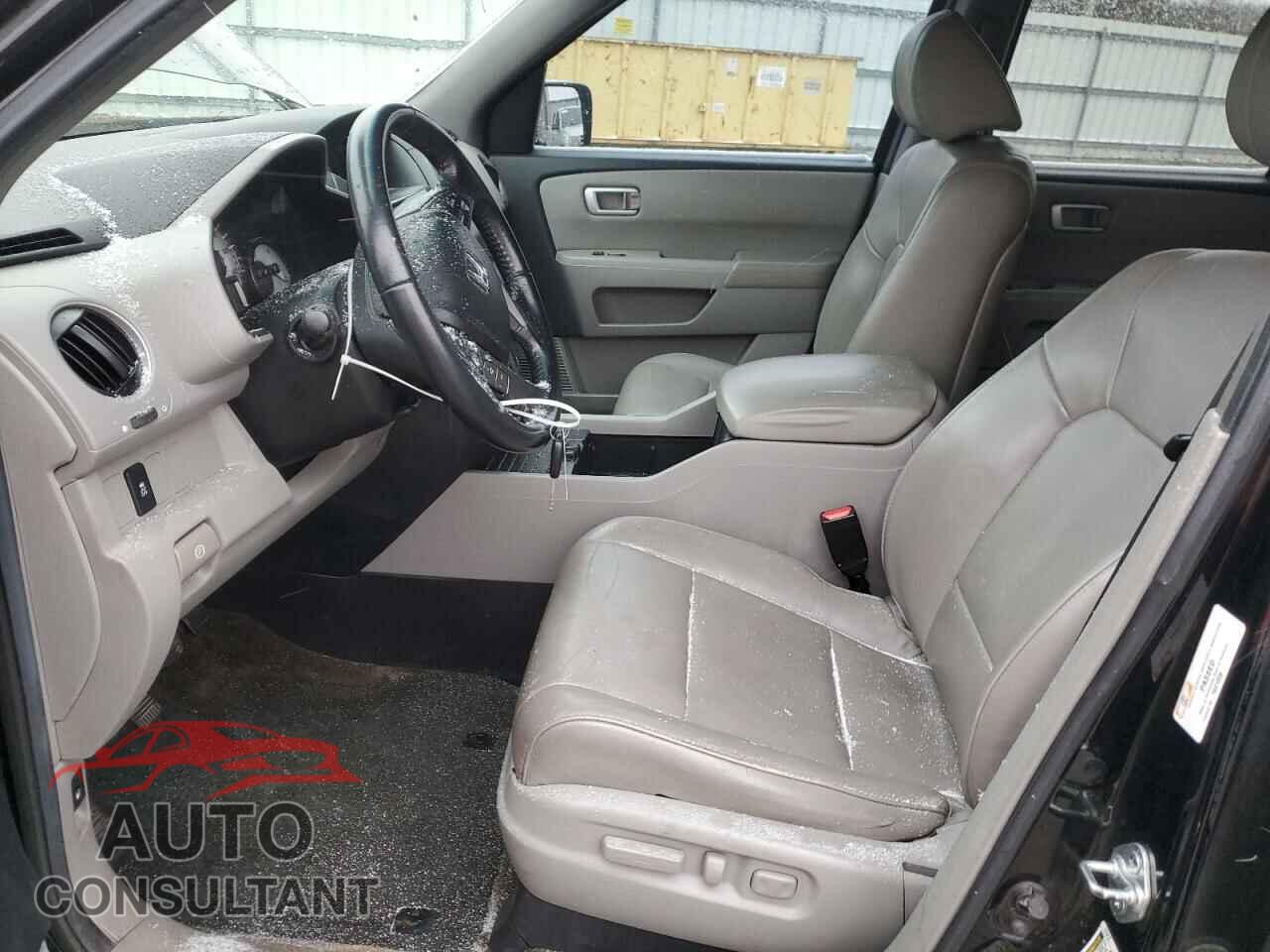 HONDA PILOT 2013 - 5FNYF4H77DB056454