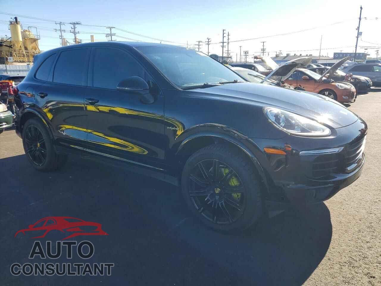 PORSCHE CAYENNE 2017 - WP1AE2A28HLA70114
