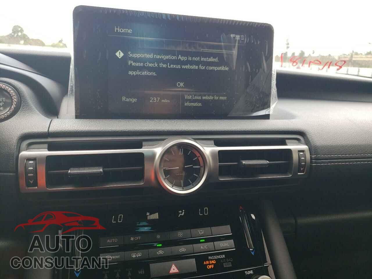 LEXUS IS 2021 - JTHAA1D24M5114478