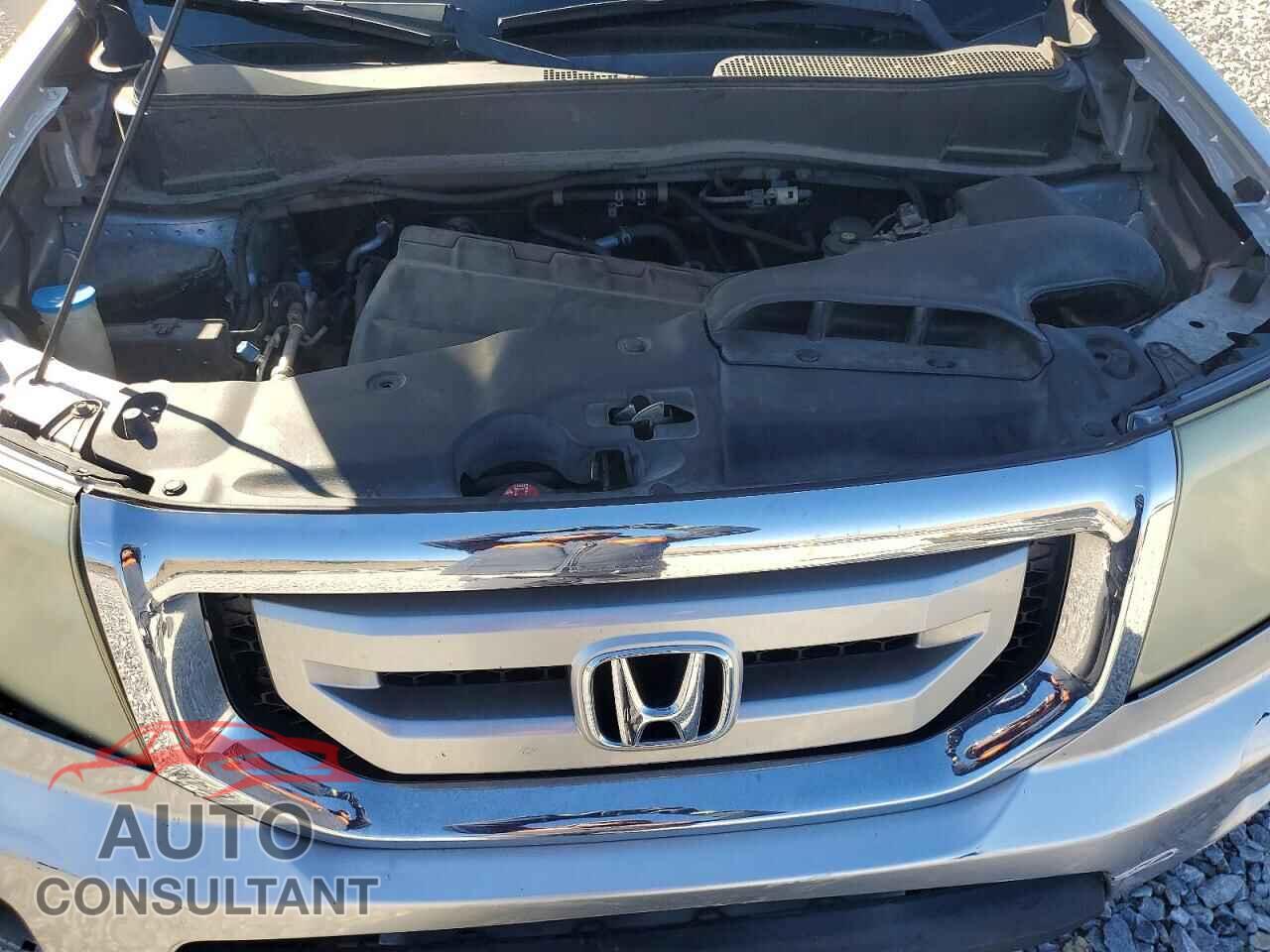 HONDA PILOT 2011 - 5FNYF3H56BB036850