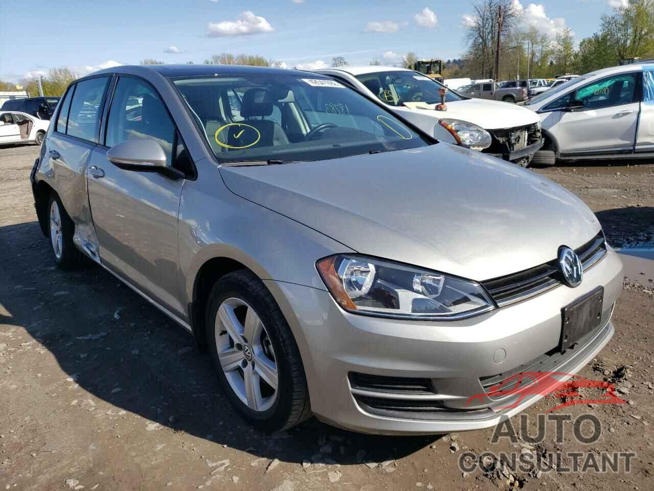 VOLKSWAGEN GOLF 2017 - 3VW217AUXHM051026