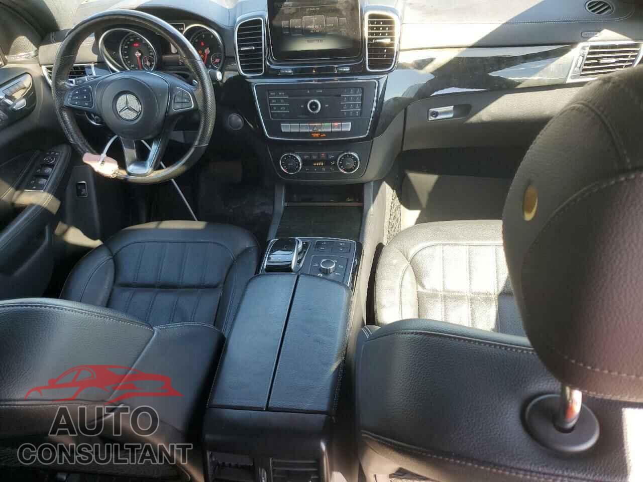 MERCEDES-BENZ GLS-CLASS 2017 - 4JGDF6EE2HA960431