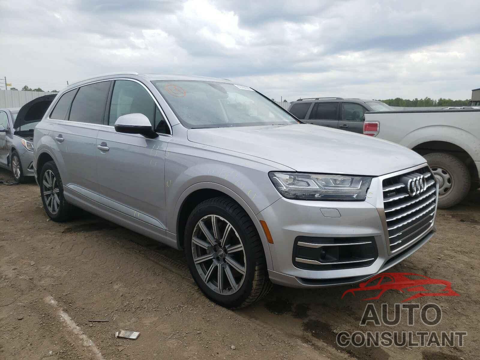 AUDI Q7 2018 - WA1VAAF71JD050066