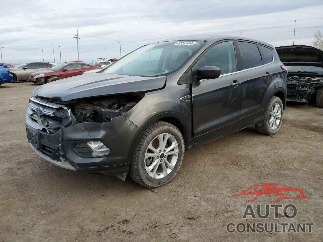 FORD ESCAPE 2017 - 1FMCU9GD9HUC01247