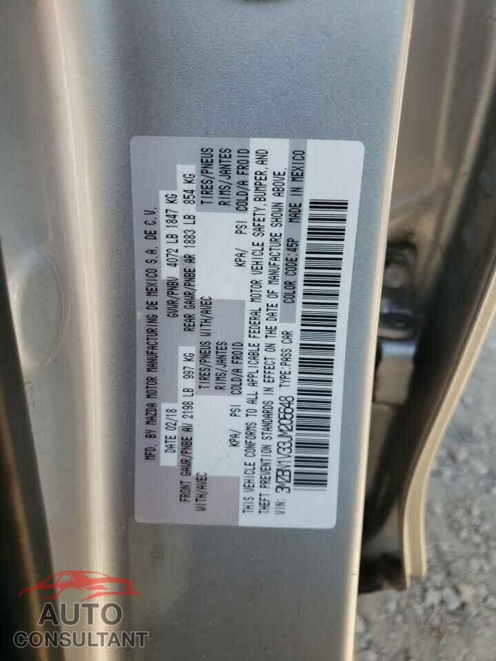 MAZDA 3 2018 - 3MZBN1V33JM205648
