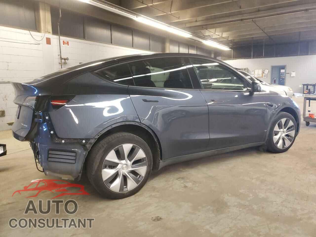 TESLA MODEL Y 2023 - 7SAYGDEE3PA057413