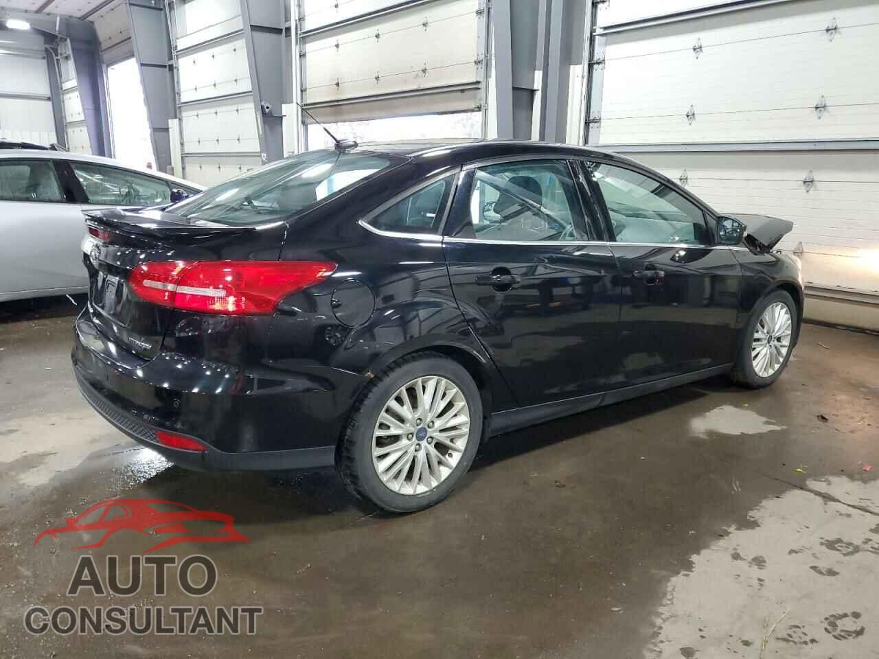 FORD FOCUS 2017 - 1FADP3J27HL260555