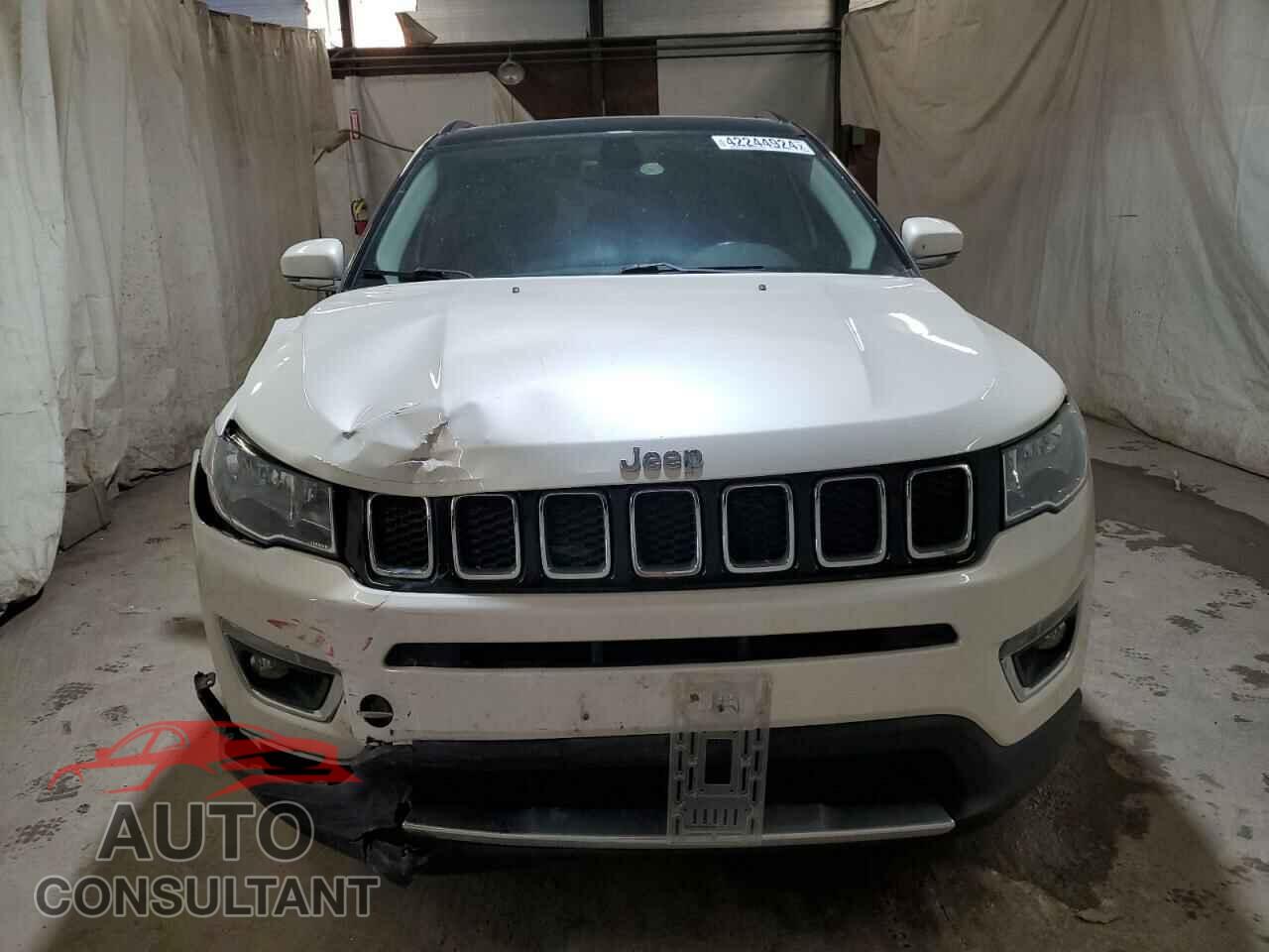 JEEP COMPASS 2018 - 3C4NJDCB2JT163535