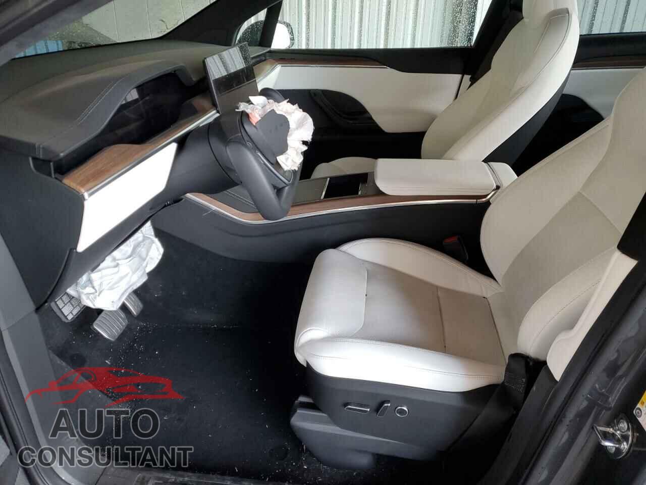 TESLA MODEL X 2022 - 7SAXCBE50NF362928