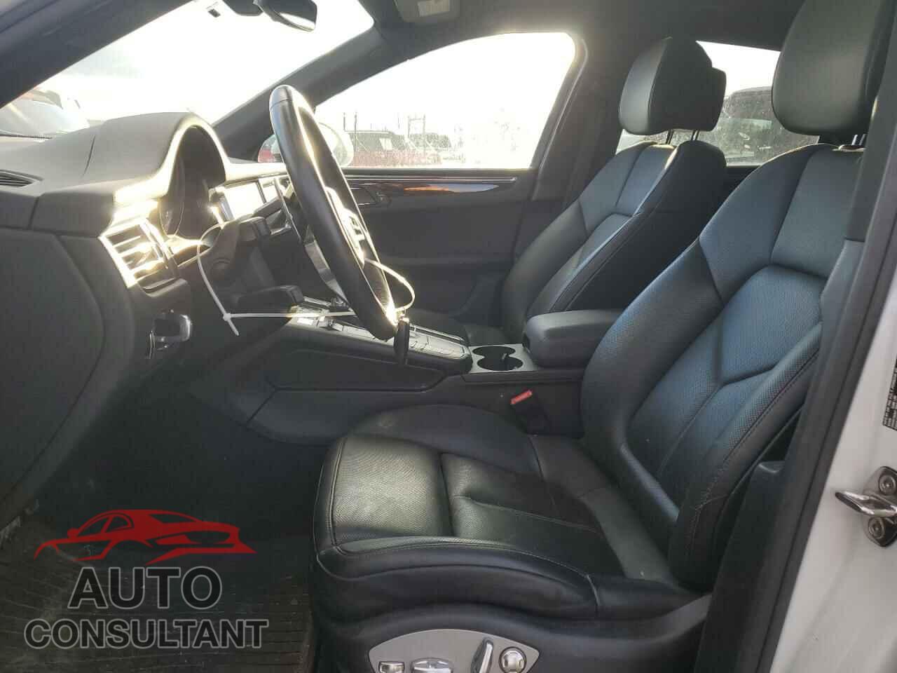 PORSCHE MACAN 2019 - WP1AB2A51KLB33225