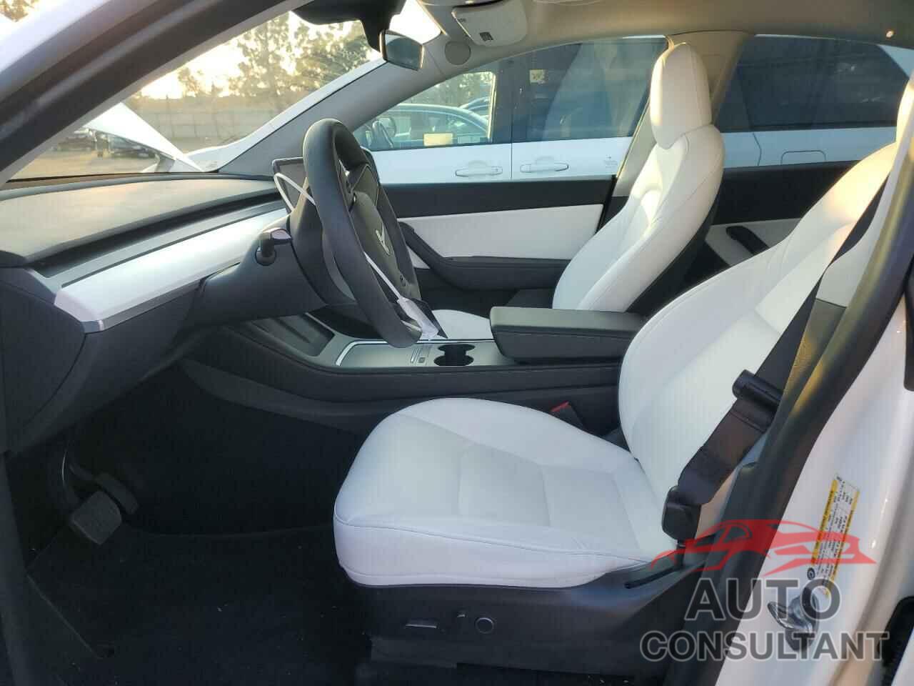TESLA MODEL Y 2022 - 7SAYGDEE7NF359254