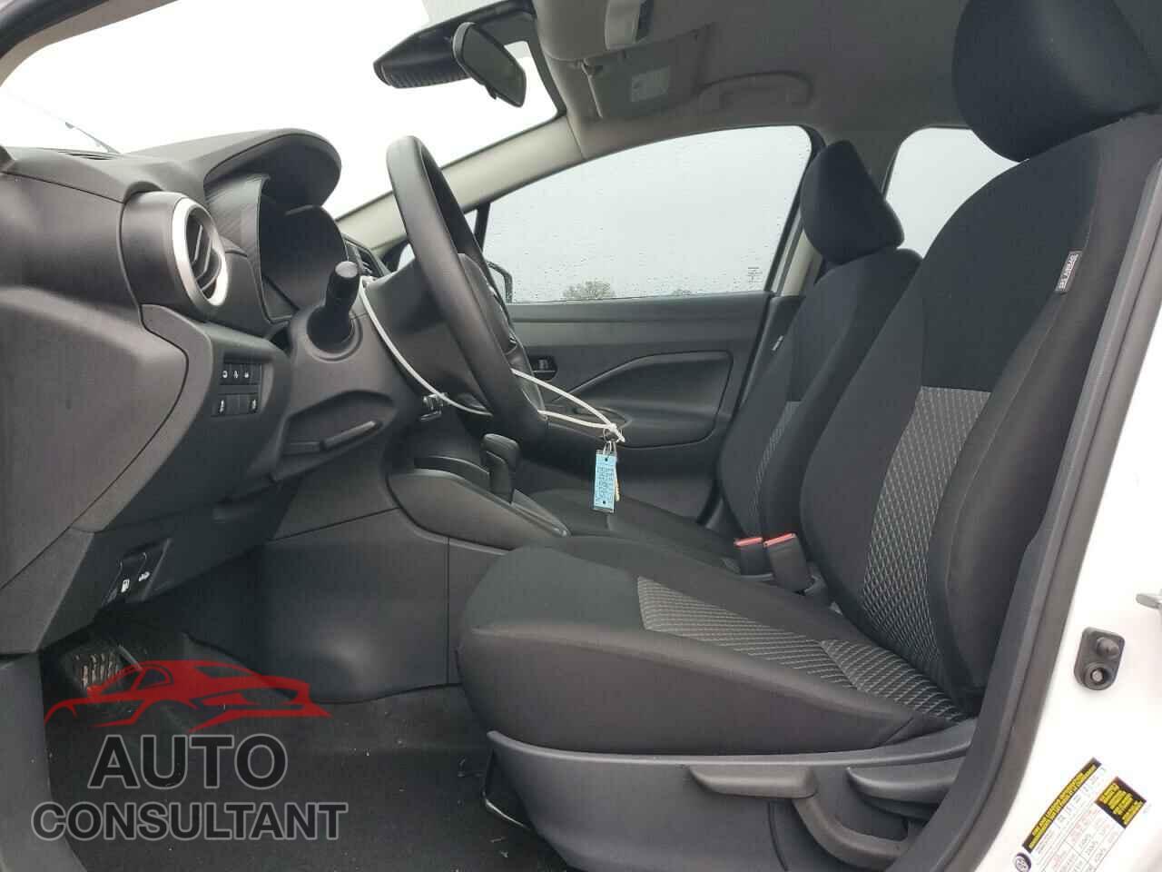 NISSAN VERSA 2024 - 3N1CN8DV3RL923594