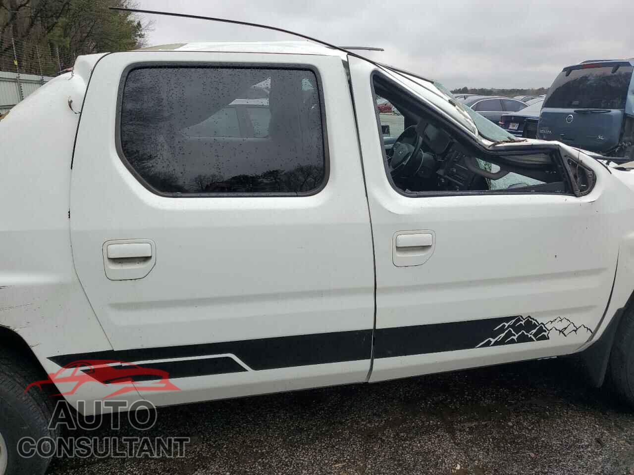 HONDA RIDGELINE 2013 - 5FPYK1F55DB006445