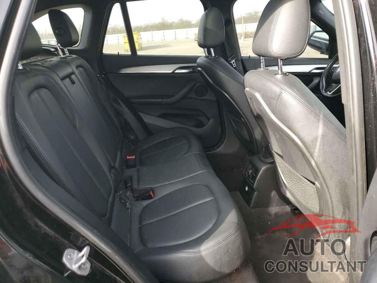 BMW X1 2016 - WBXHT3C39GP883828