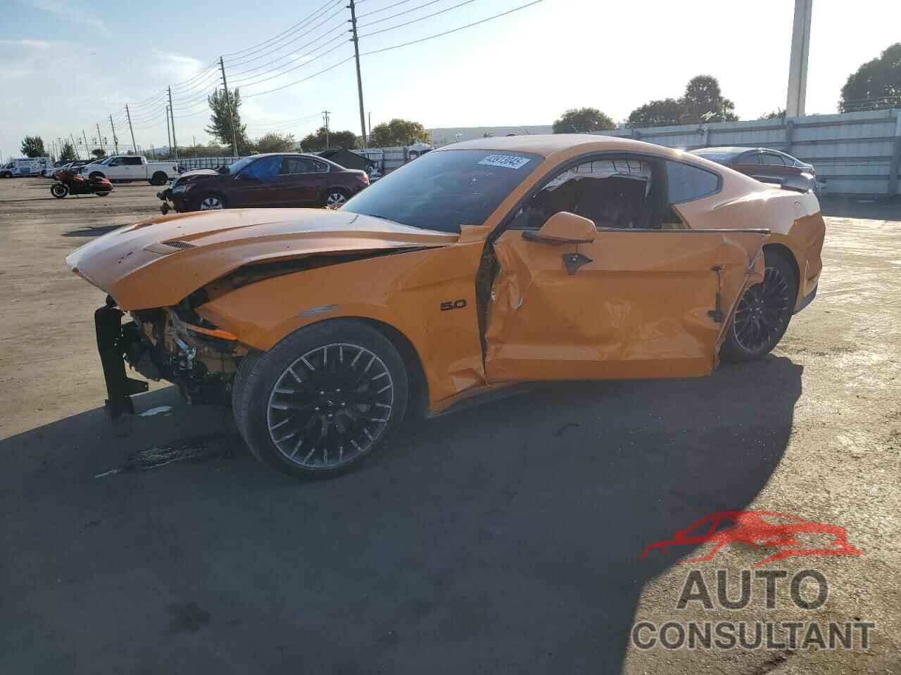 FORD MUSTANG 2018 - 1FA6P8CF7J5128878