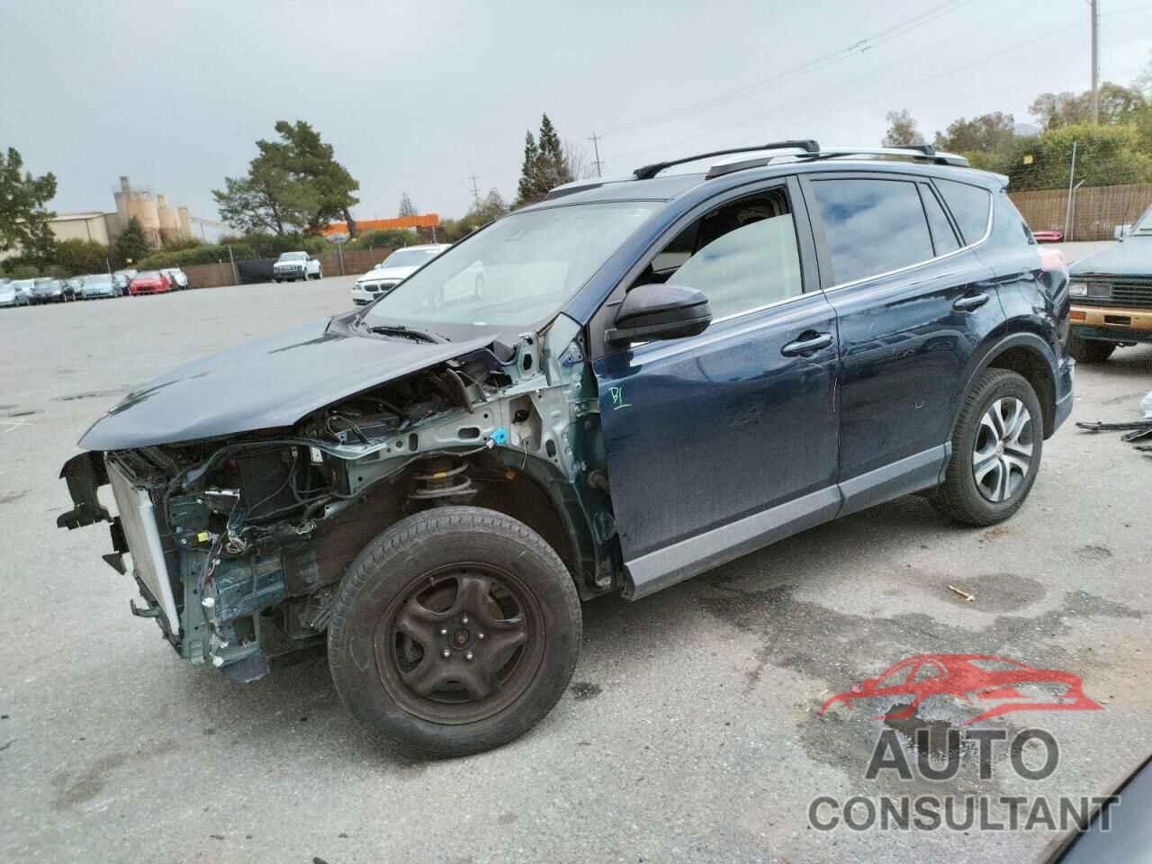 TOYOTA RAV4 2017 - JTMZFREV0HJ132812