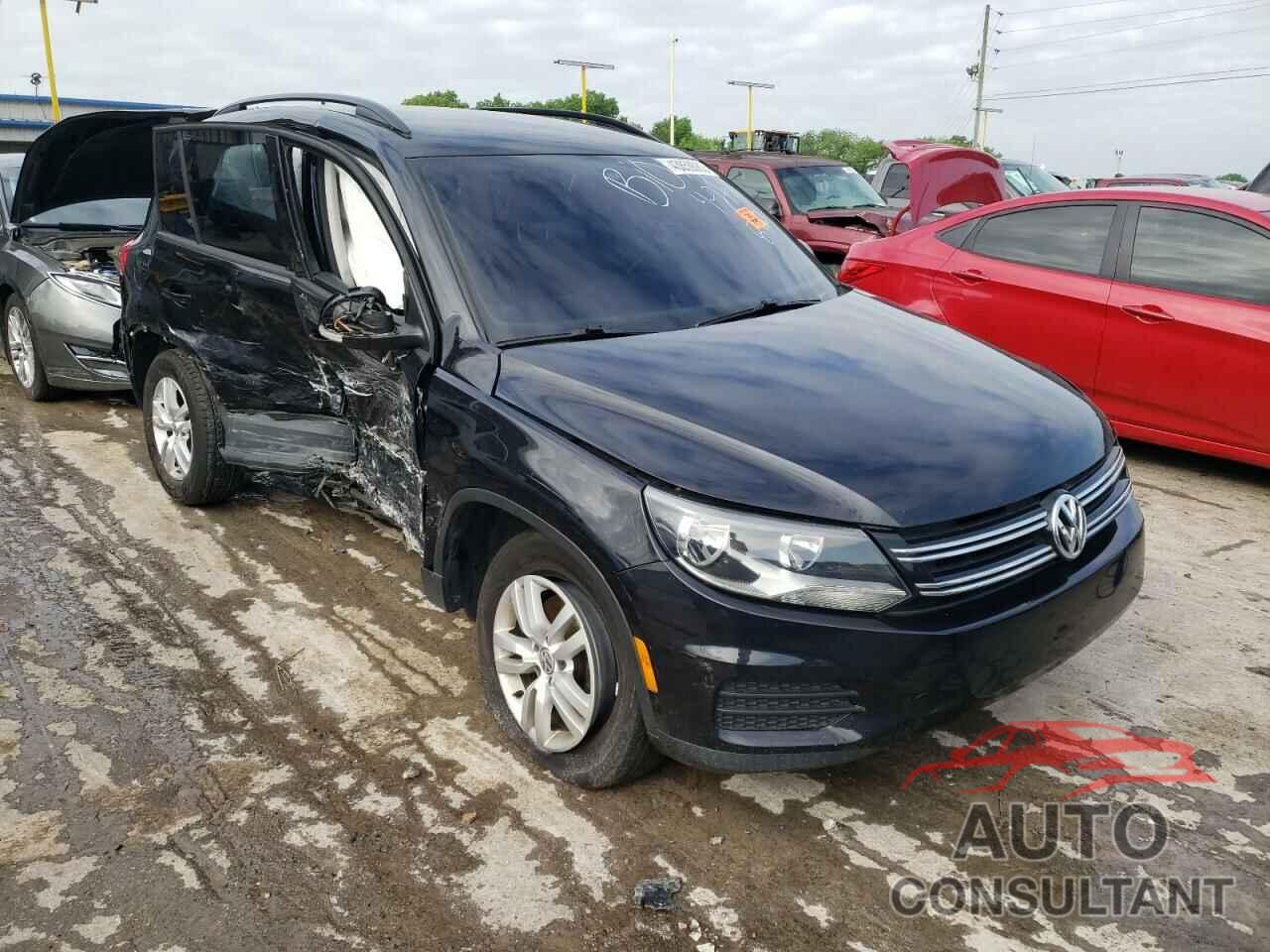 VOLKSWAGEN TIGUAN 2016 - WVGBV7AX5GW578452