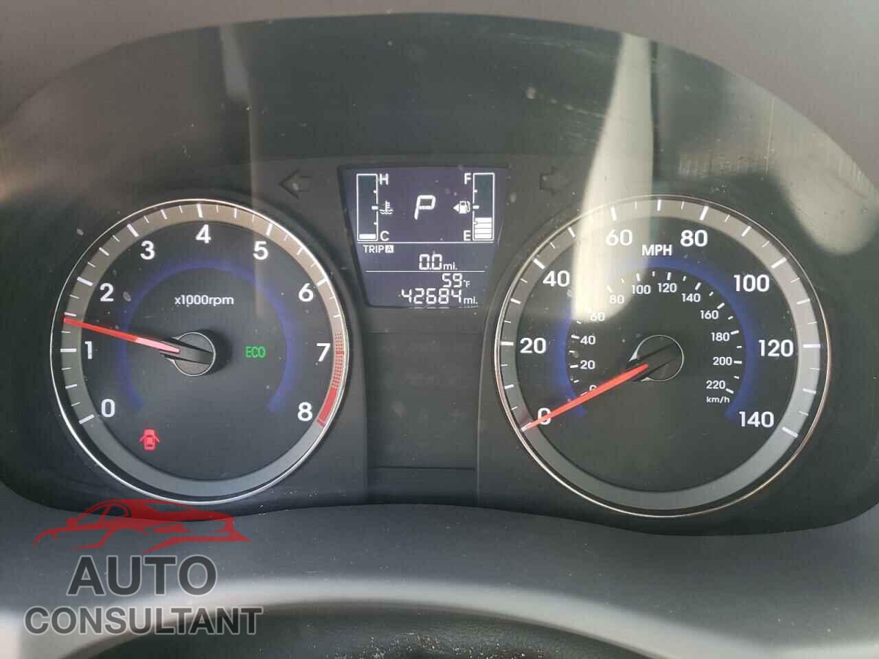 HYUNDAI ACCENT 2017 - KMHCT4AE8HU238765