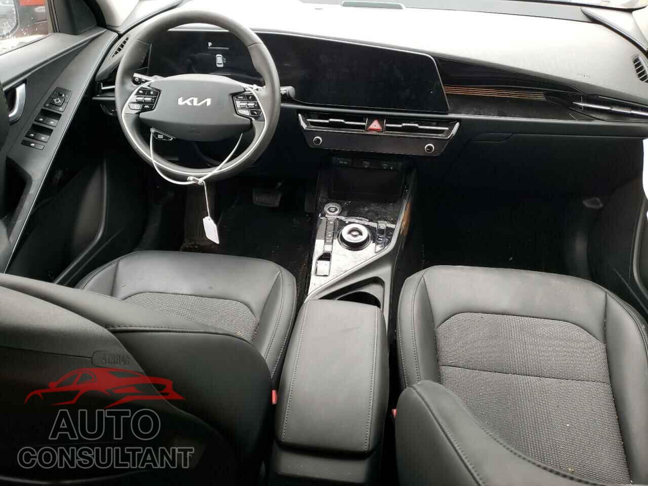 KIA NIRO 2023 - KNDCS3LFXP5050104