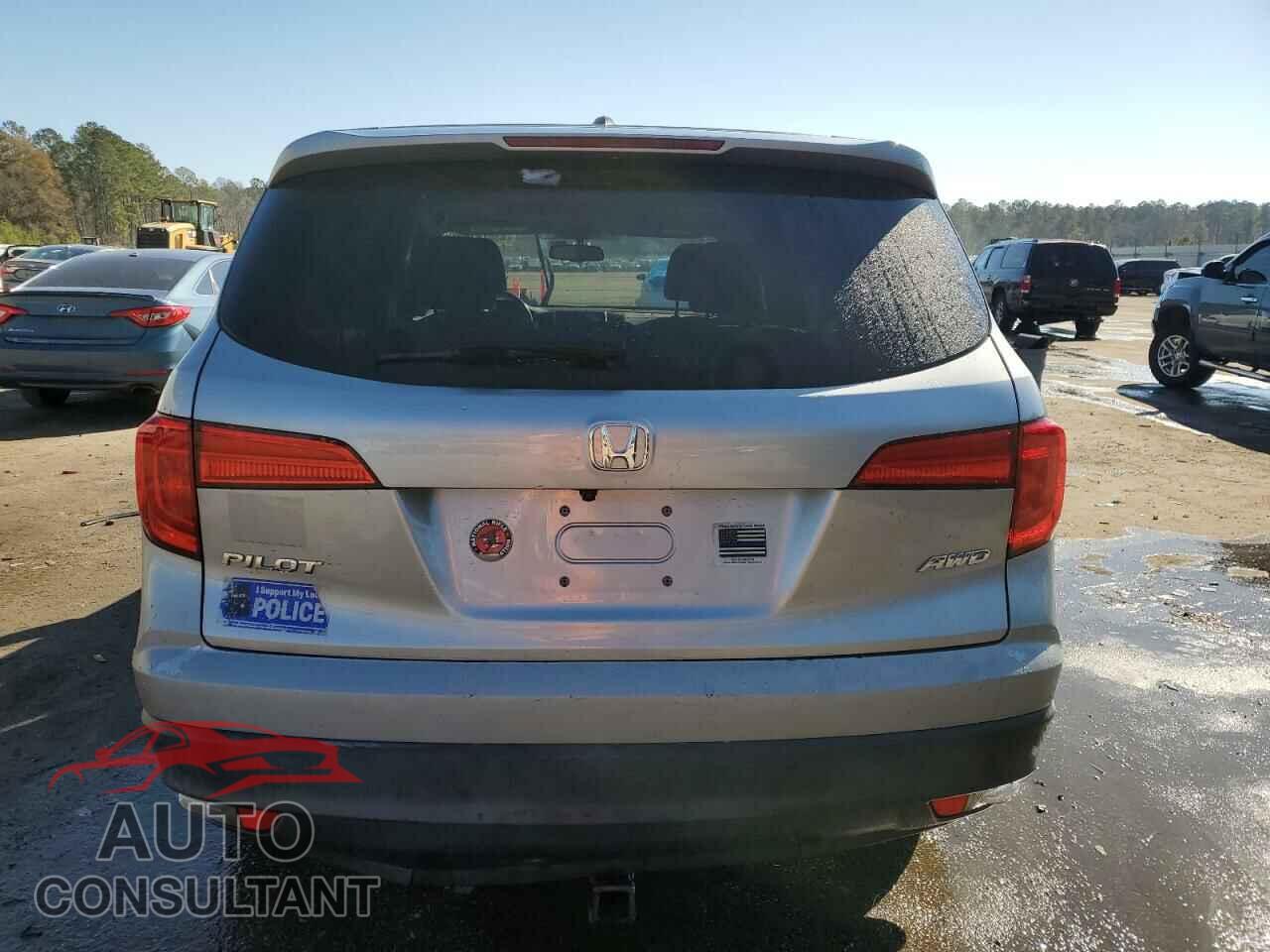 HONDA PILOT 2017 - 5FNYF6H56HB030217