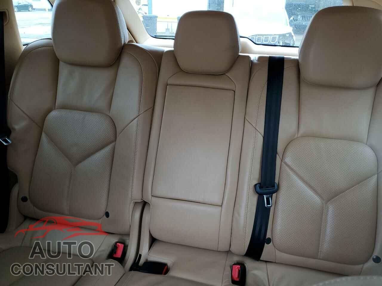 PORSCHE CAYENNE 2013 - WP1AA2A20DLA06199