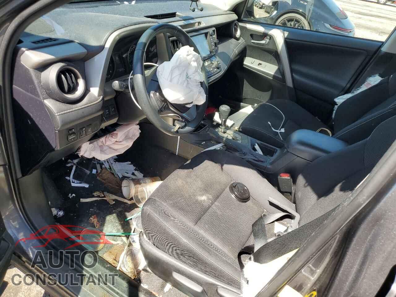 TOYOTA RAV4 2017 - 2T3RFREVXHW546830