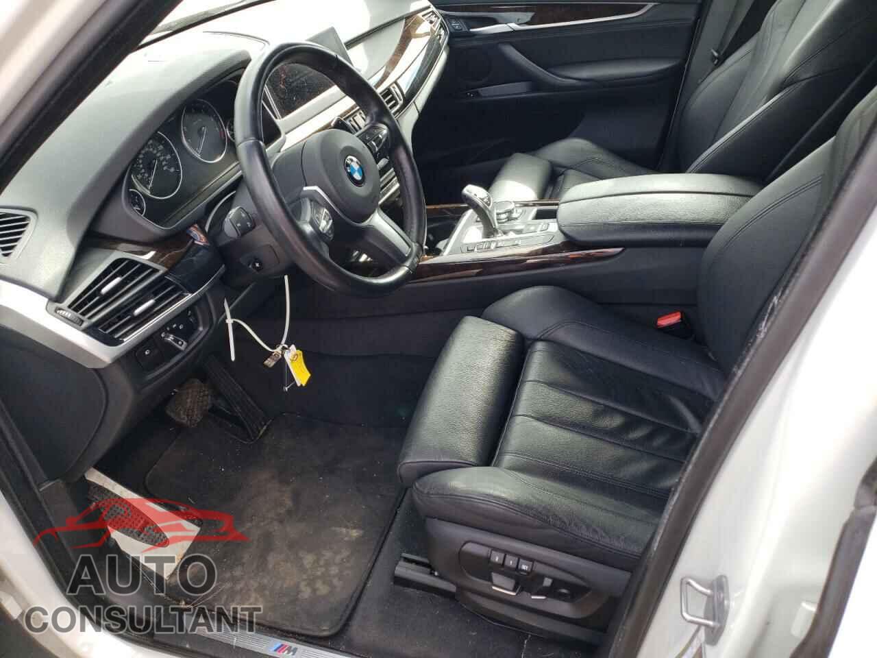 BMW X5 2015 - 5UXKR0C53F0P18655