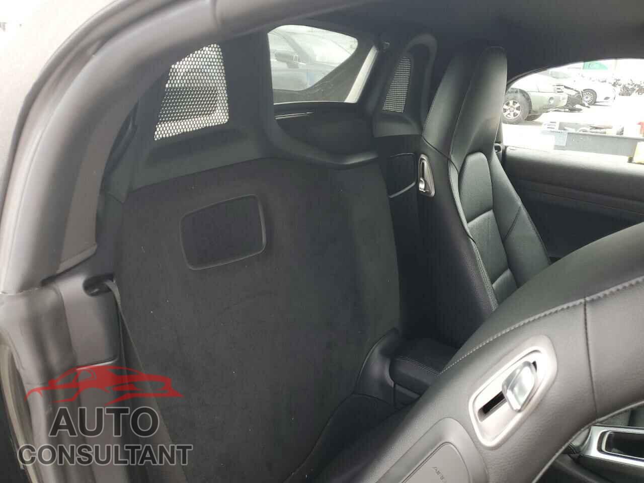 PORSCHE BOXSTER 2019 - WP0CA2A84KS210778