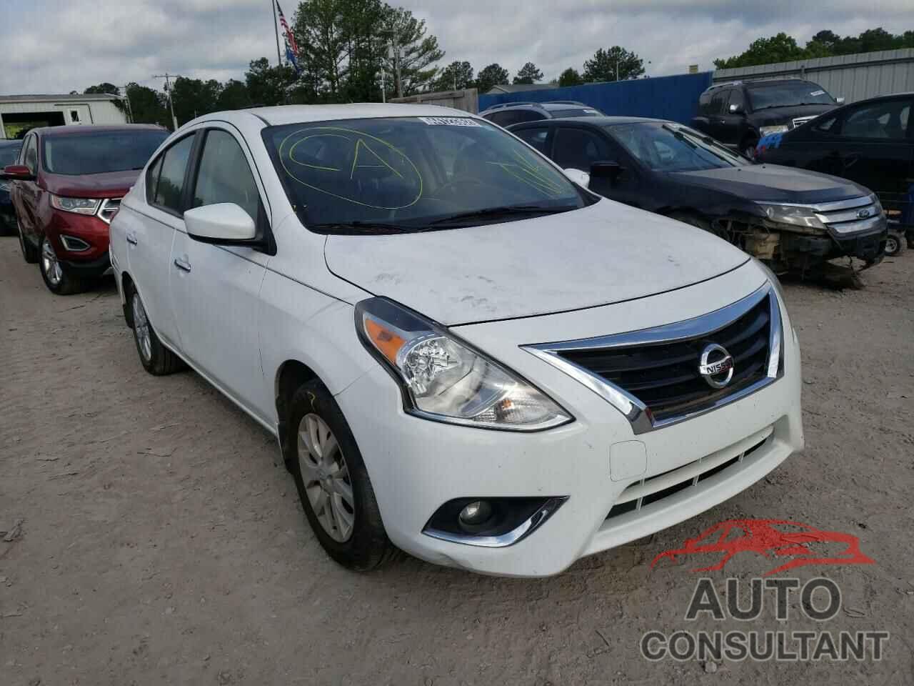 NISSAN VERSA 2019 - 3N1CN7AP6KL812852