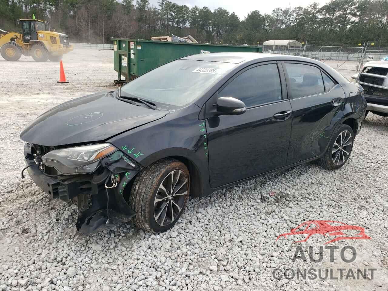 TOYOTA COROLLA 2018 - 5YFBURHE6JP743402