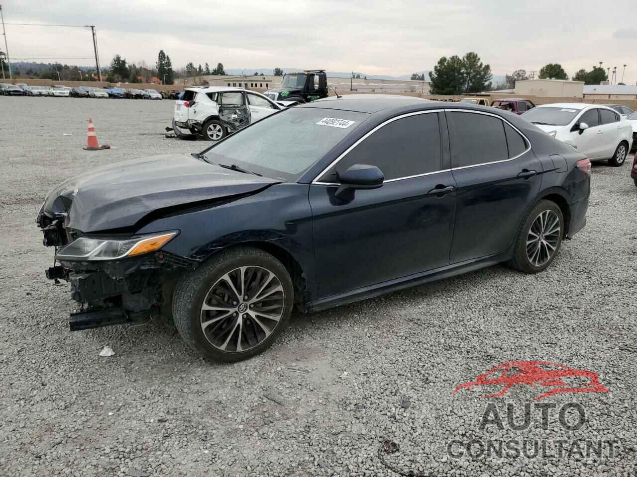 TOYOTA CAMRY 2018 - 4T1B11HK7JU605138