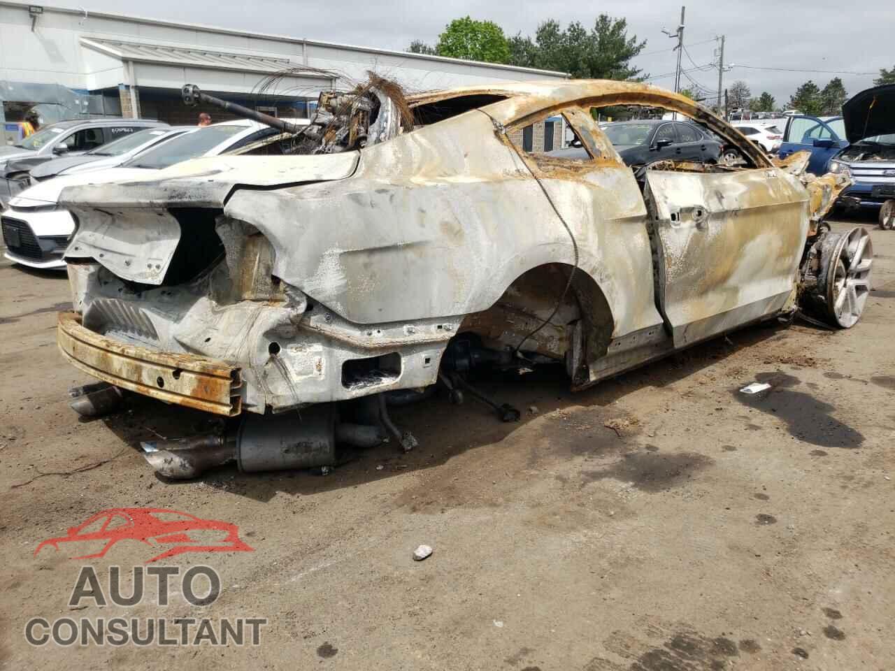 FORD MUSTANG 2021 - 1FA6P8CF3M5141096